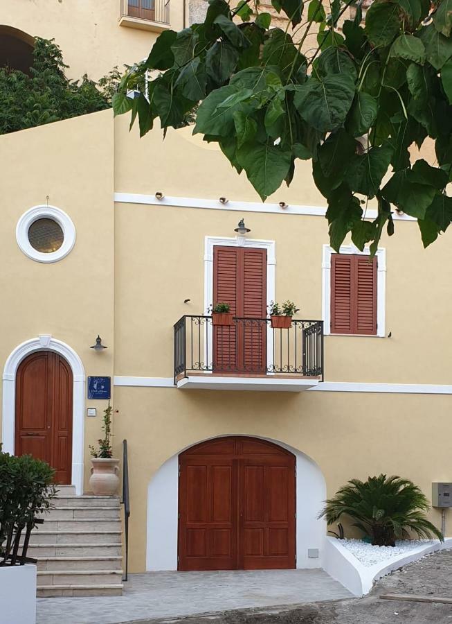 Porta Marina Guest Rooms Scalea Eksteriør bilde