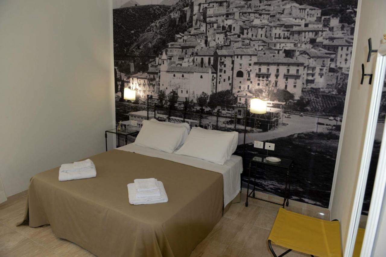 Porta Marina Guest Rooms Scalea Eksteriør bilde