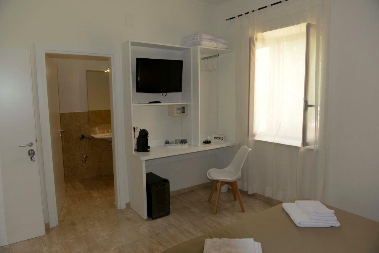 Porta Marina Guest Rooms Scalea Eksteriør bilde