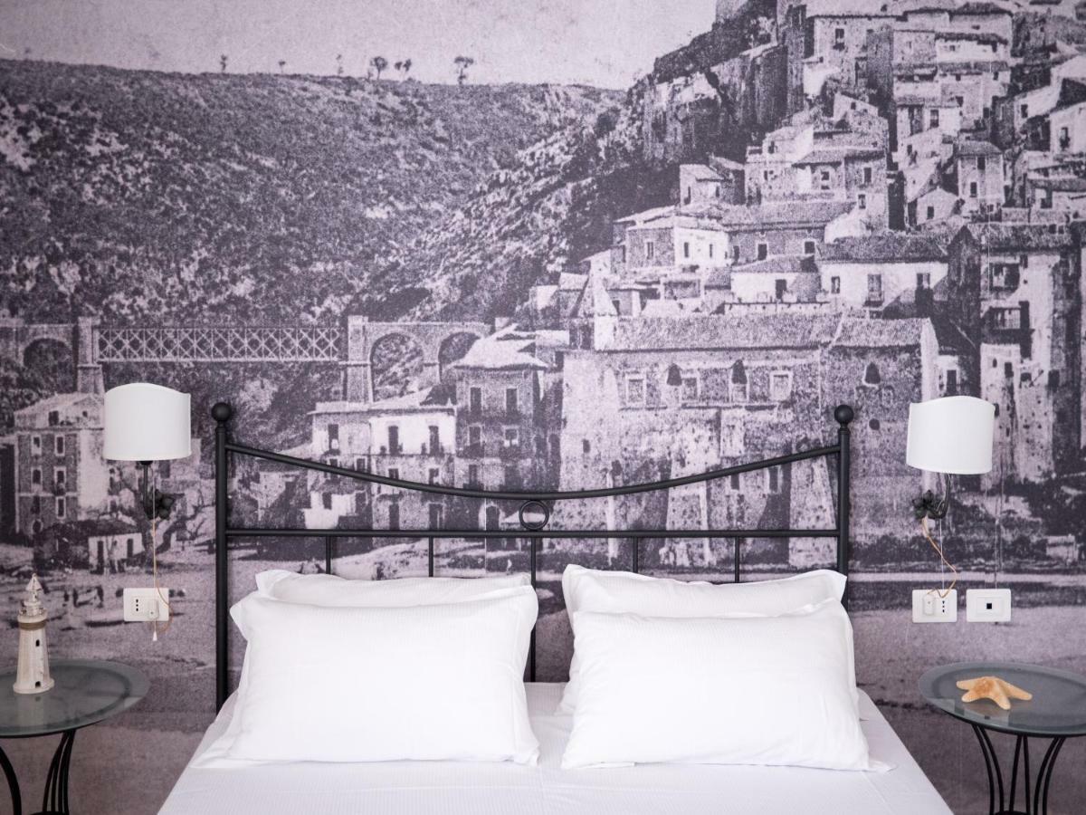 Porta Marina Guest Rooms Scalea Eksteriør bilde